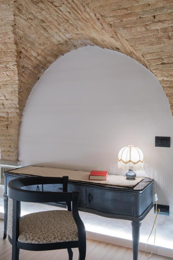 L'Ira Di Dante Villa Gubbio Exterior foto